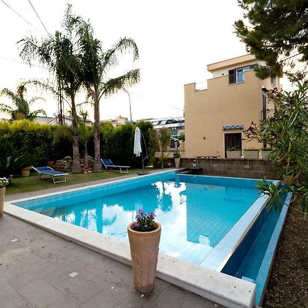 Ze-Vi Home Santa Flavia Exterior foto